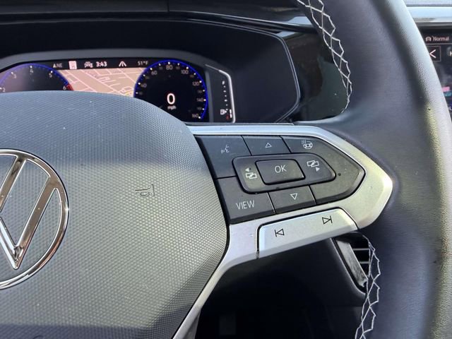 Used 2023 Volkswagen Taos SEL image 31