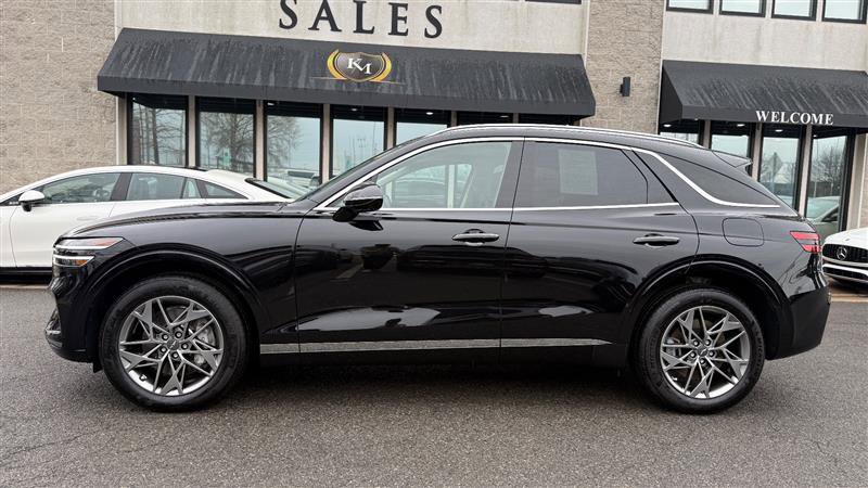 Used 2024 Genesis GV70 2.5T w/ Advanced Package image 2