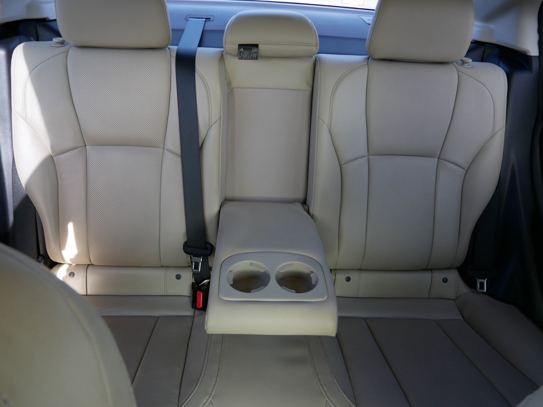 Used 2018 Subaru Impreza 2.0i Limited image 13