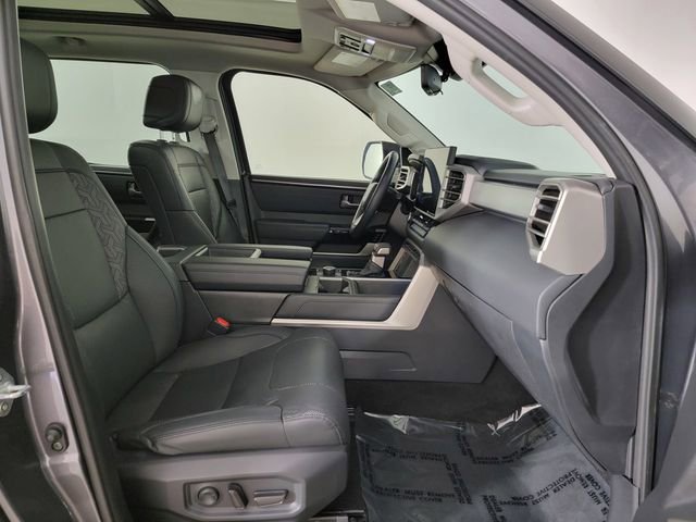 Used 2024 Toyota Tundra Limited AWD/4WD image 18