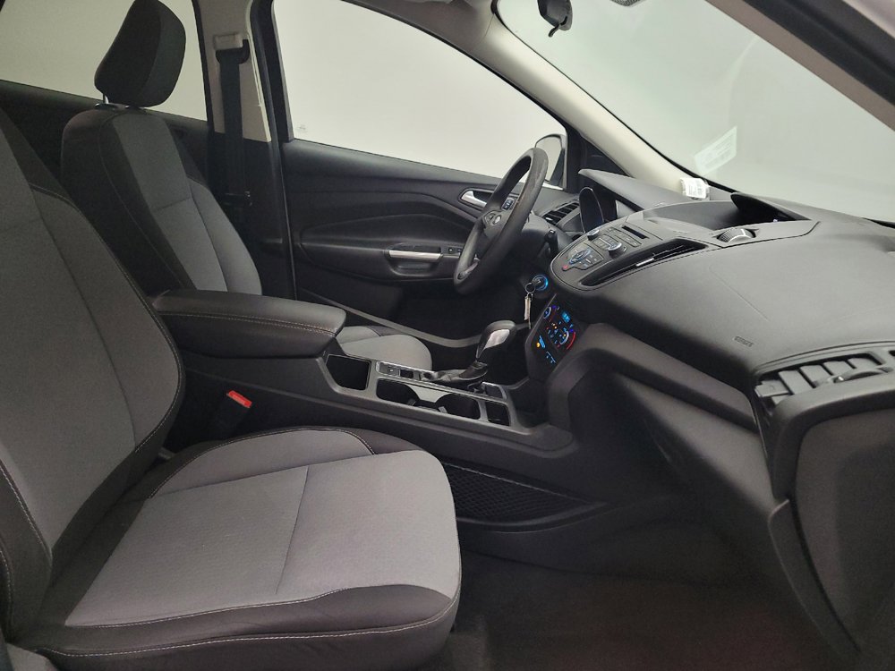 Used 2018 Ford Escape SE FWD image 21