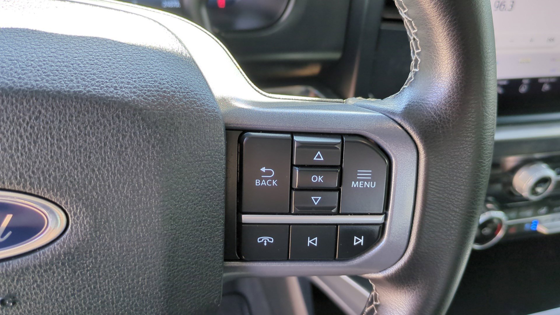 Used 2025 Ford F250 Lariat AWD/4WD image 20