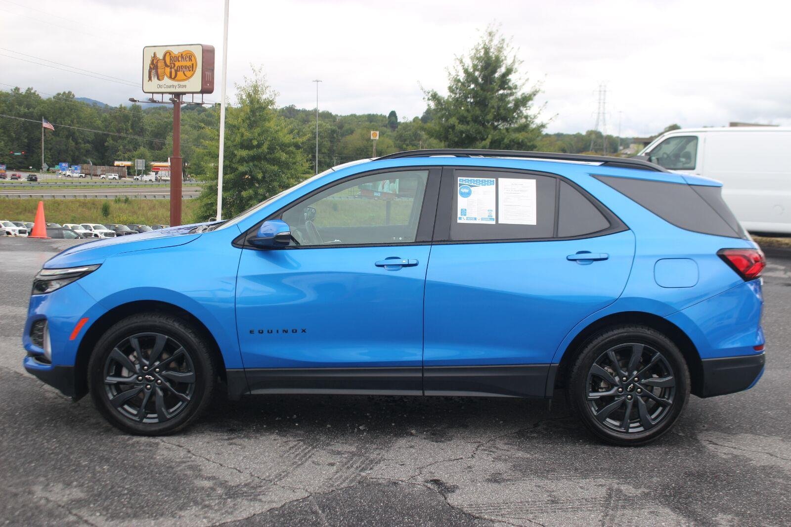 Used 2024 Chevrolet Equinox RS w/ RS Leather Package AWD/4WD image 4