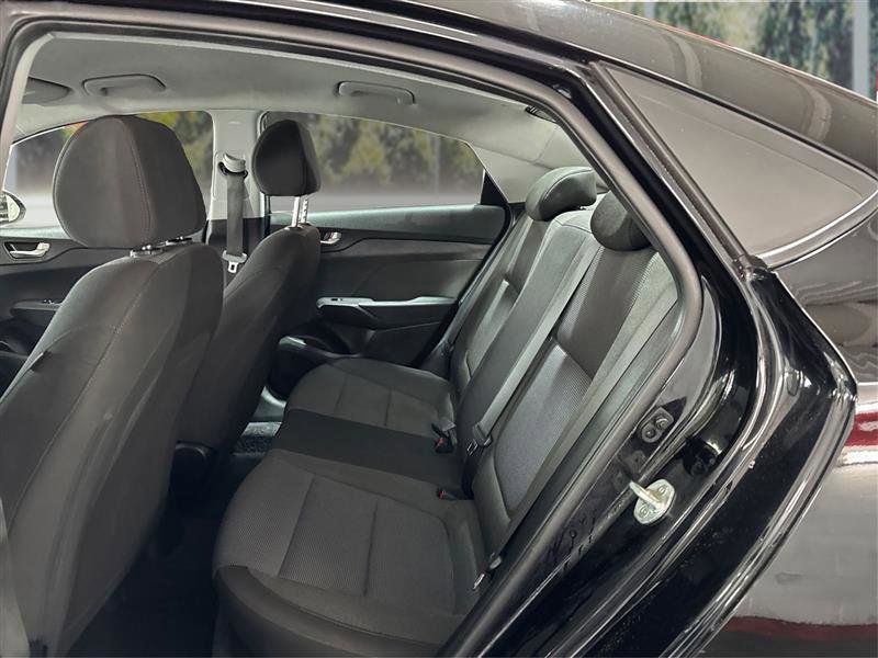 Used 2021 Hyundai Accent SE image 10