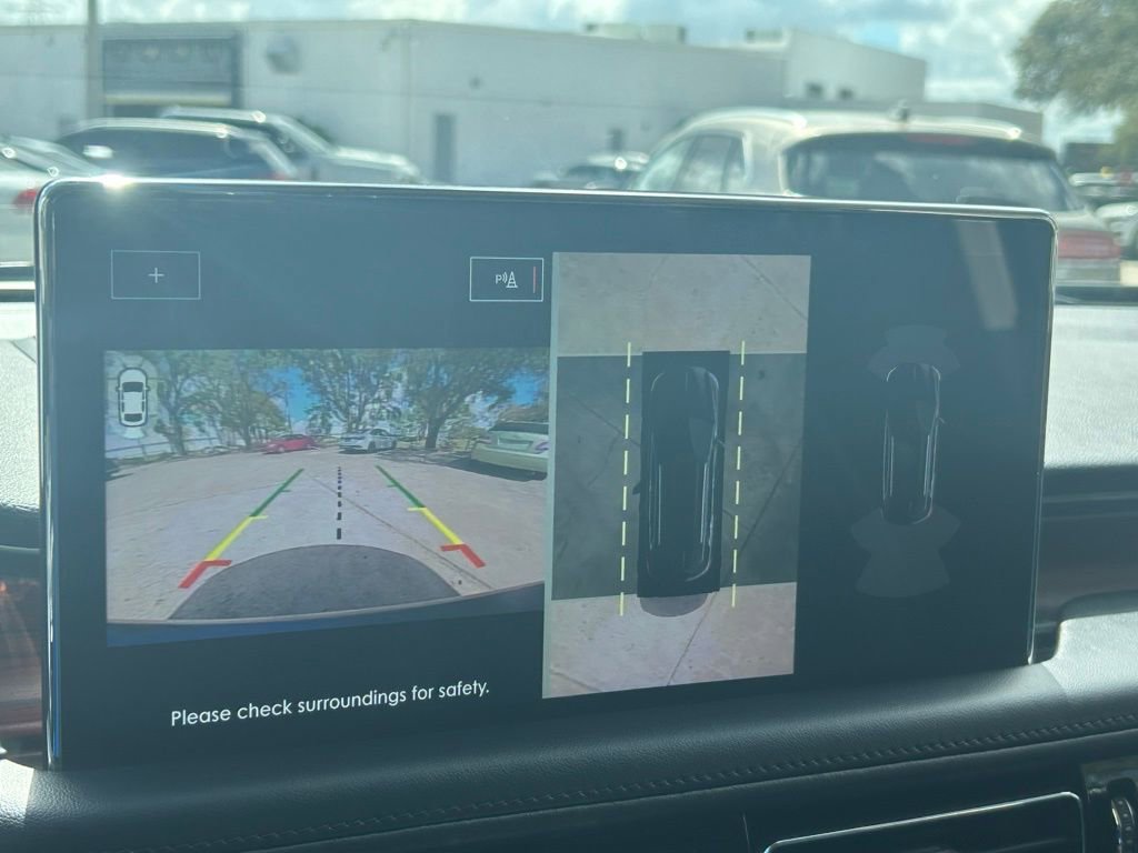 Used 2023 Lincoln Nautilus Reserve w/ Equipment Group 202A image 18