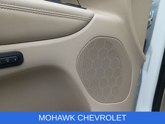 Used 2020 Jeep Grand Cherokee Limited AWD/4WD image 25
