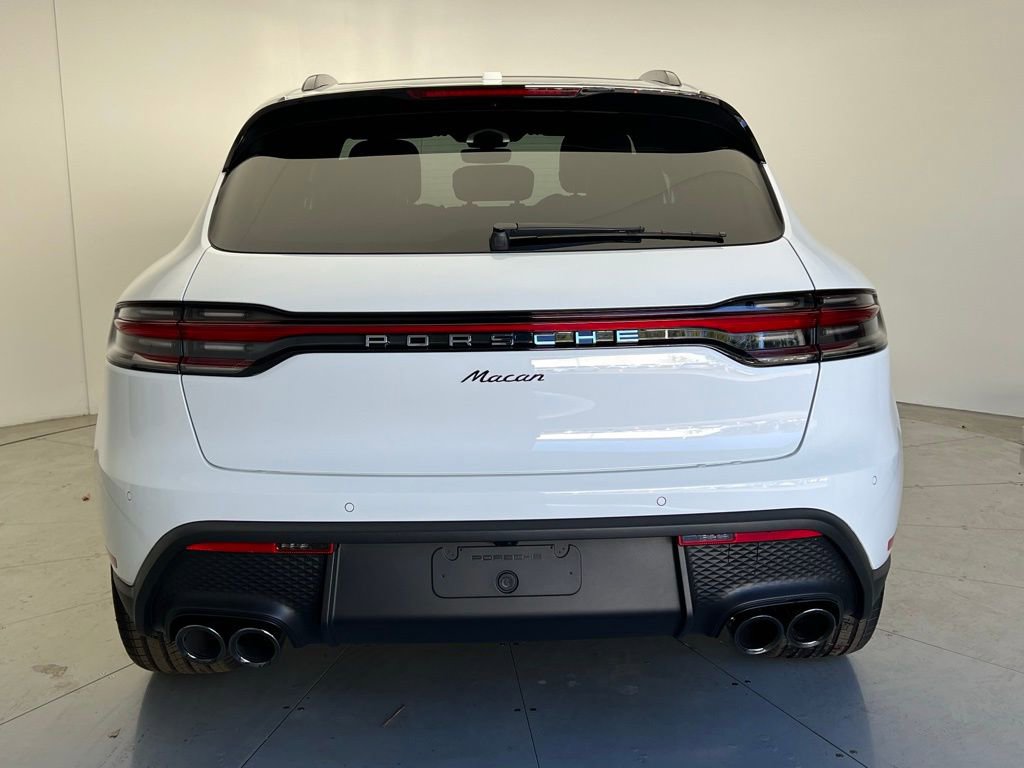 Certified 2026 Porsche Macan AWD/4WD image 21