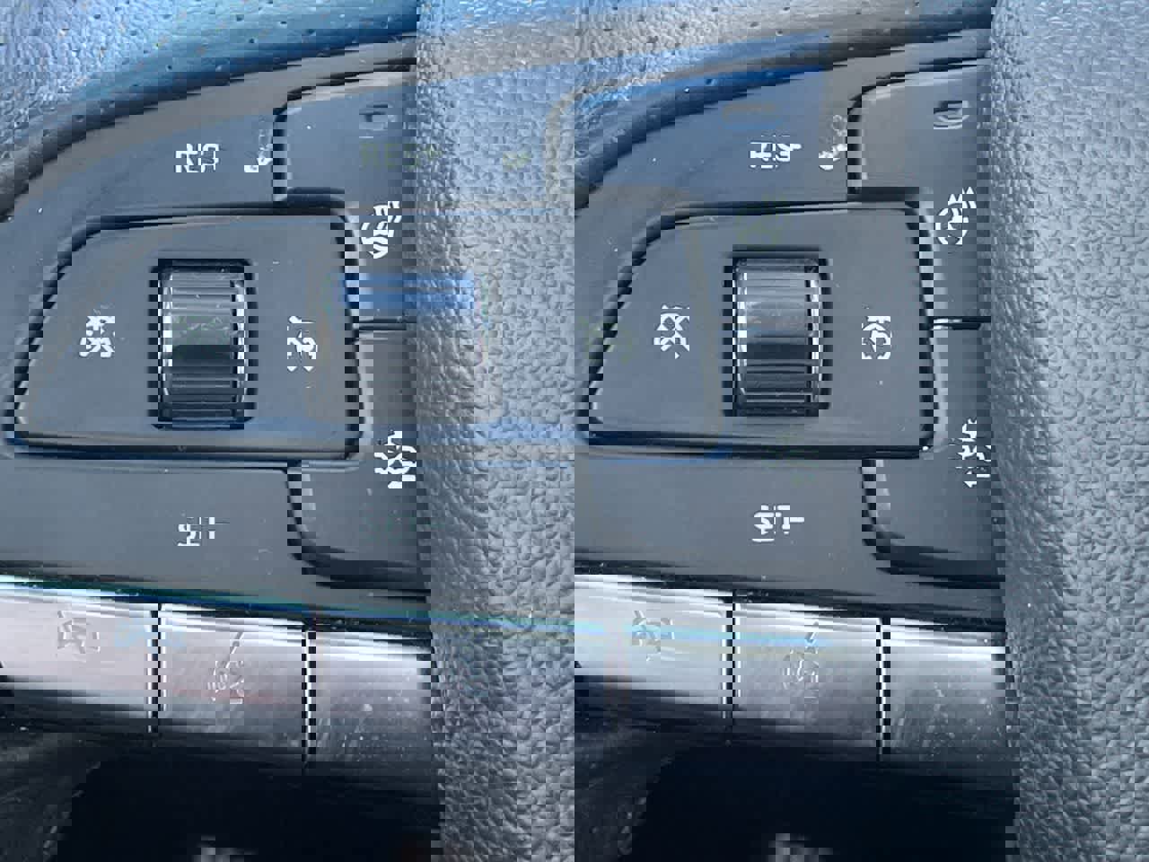 Certified 2023 Cadillac CT4 Sport w/ Technology Package image 22