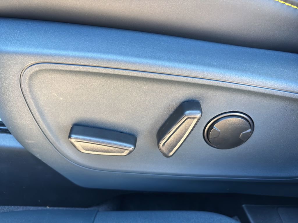 New 2026 Ford Maverick Lobo image 14