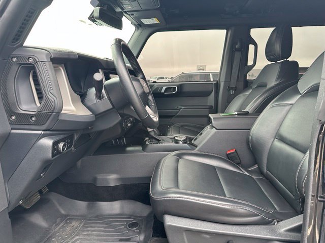 Used 2025 Ford Bronco Outer Banks w/ Sasquatch Package AWD/4WD image 11