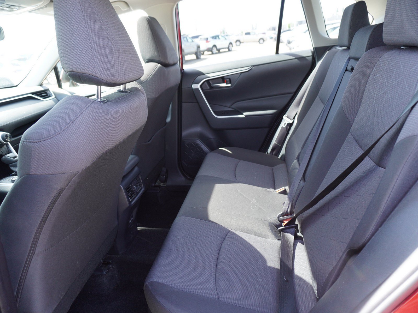 Used 2025 Toyota RAV4 XLE w/ Convenience Package AWD/4WD image 14