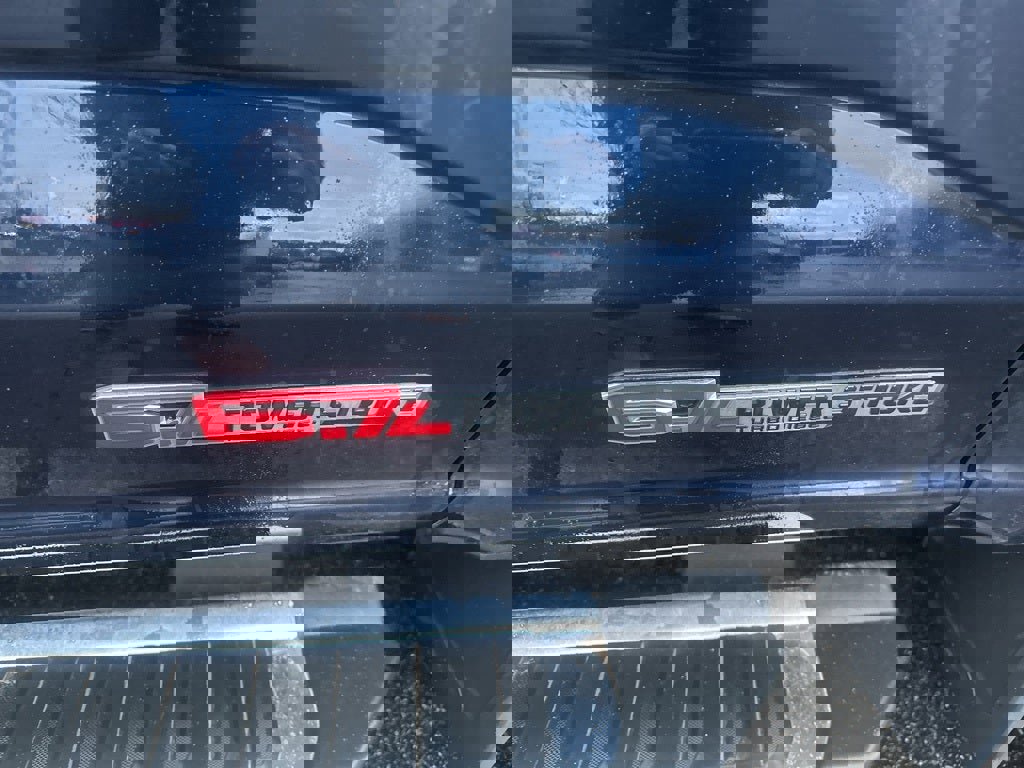 Used 2023 Ford F350 Lariat w/ Tow Technology Package image 6