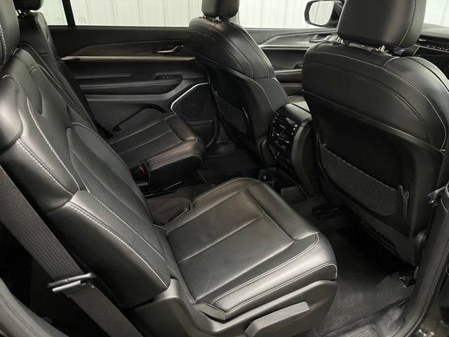 Used 2021 Jeep Grand Cherokee L Limited AWD/4WD image 22