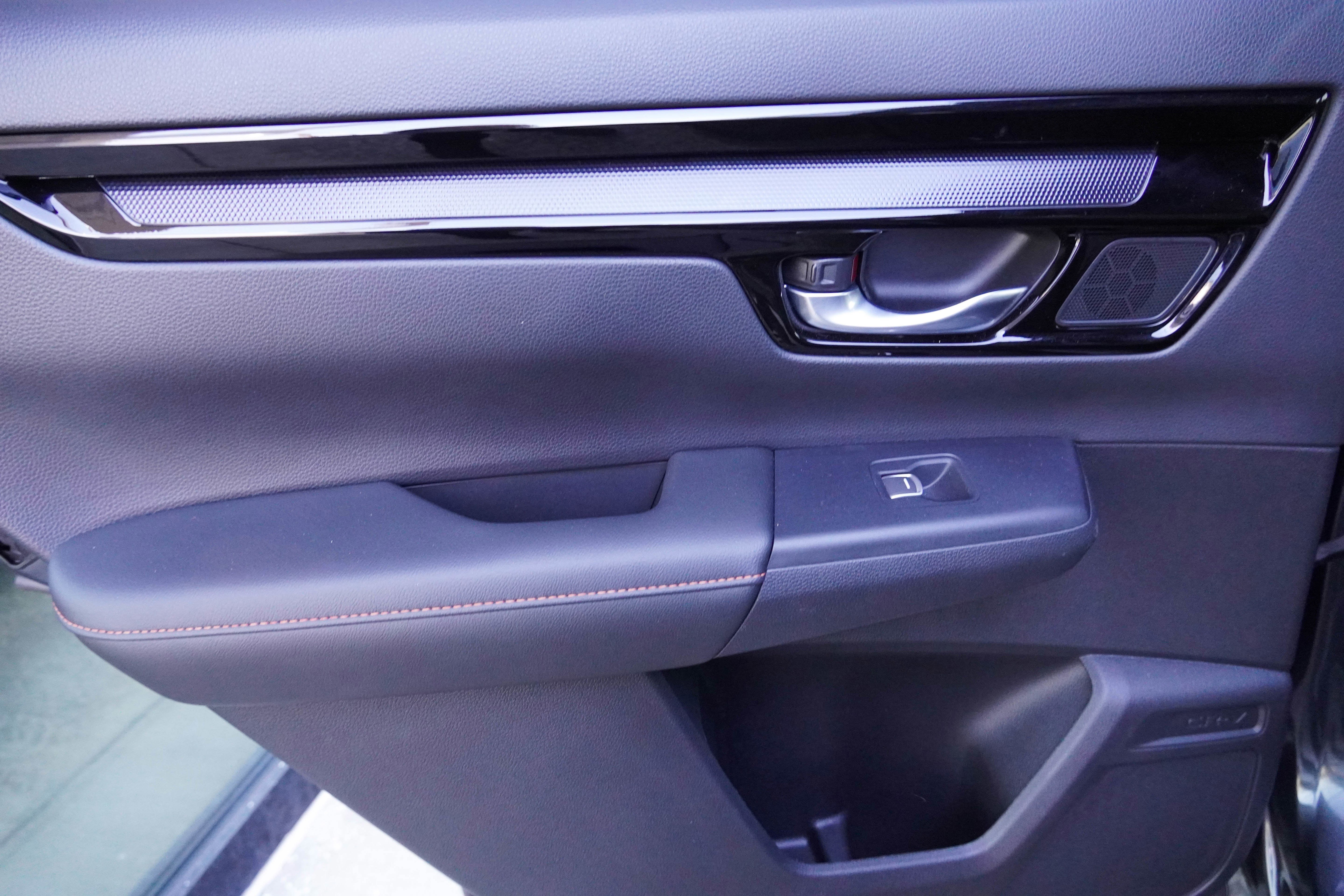 Used 2024 Honda CR-V Sport Touring image 32