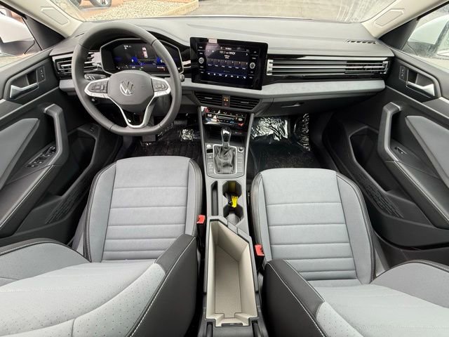 New 2026 Volkswagen Jetta SE FWD image 11