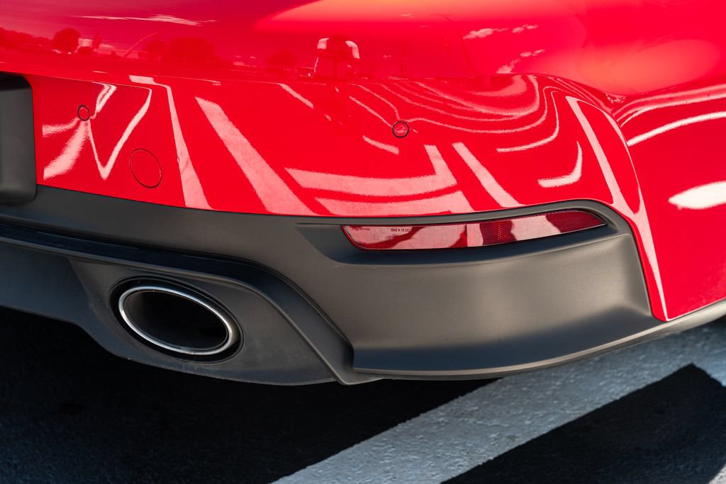 Used 2025 Porsche 911 Carrera RWD image 16