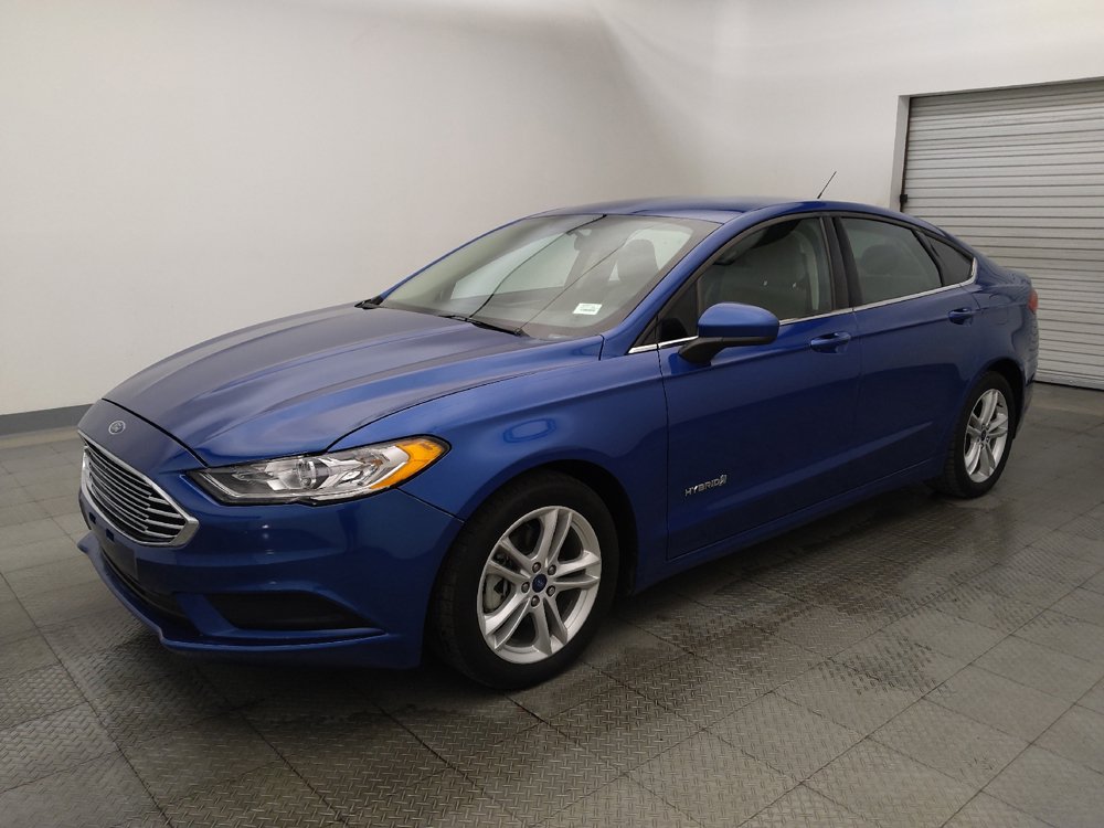 Used 2018 Ford Fusion S FWD image 2