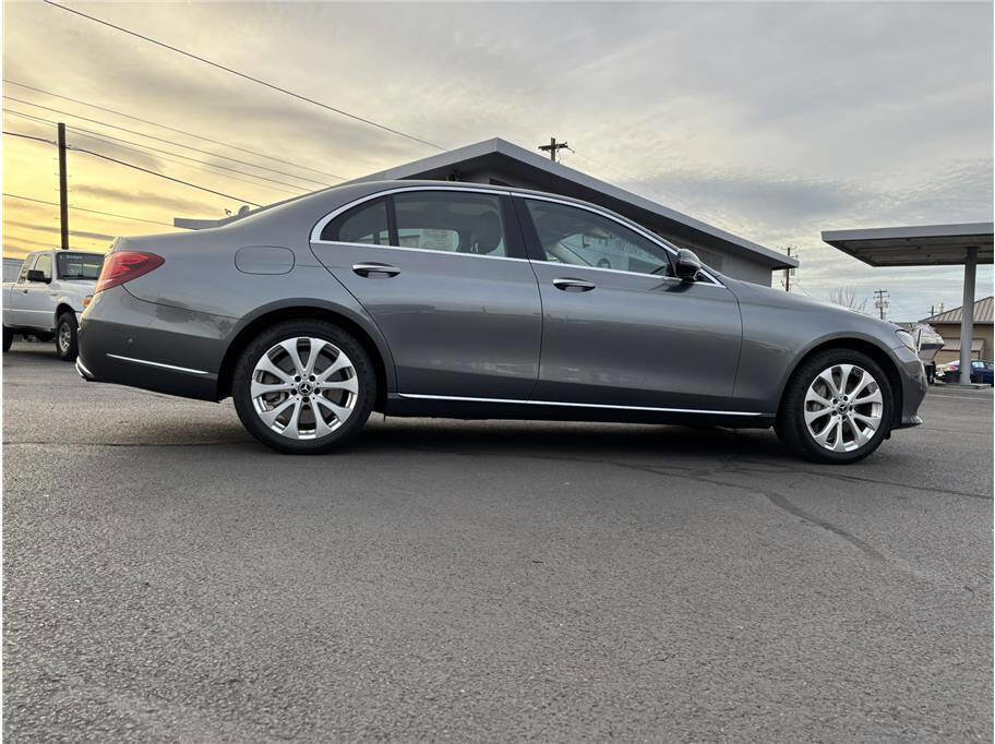 Used 2020 Mercedes-Benz E 450 4MATIC Sedan image 6