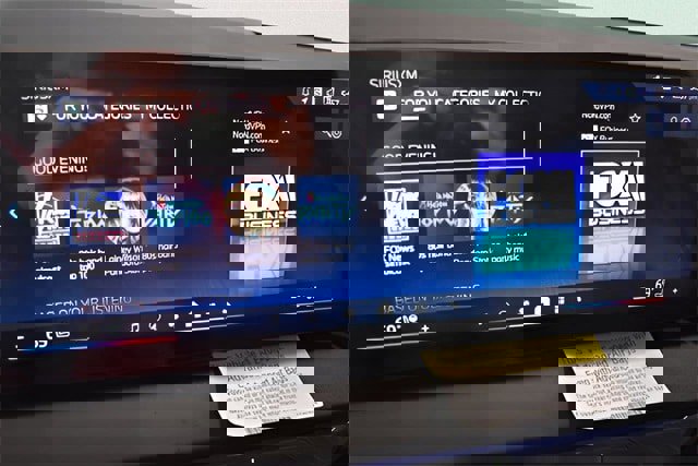 Used 2025 BMW X3 xDrive30i w/ Convenience Package image 29