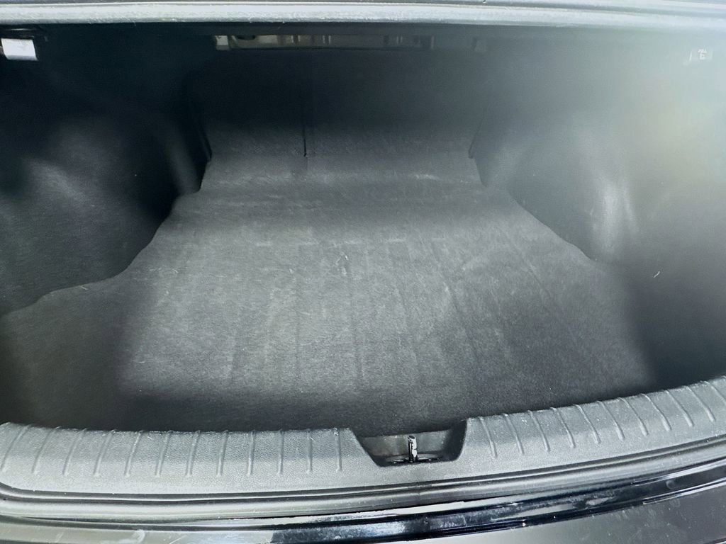 Used 2020 Kia Optima EX image 29