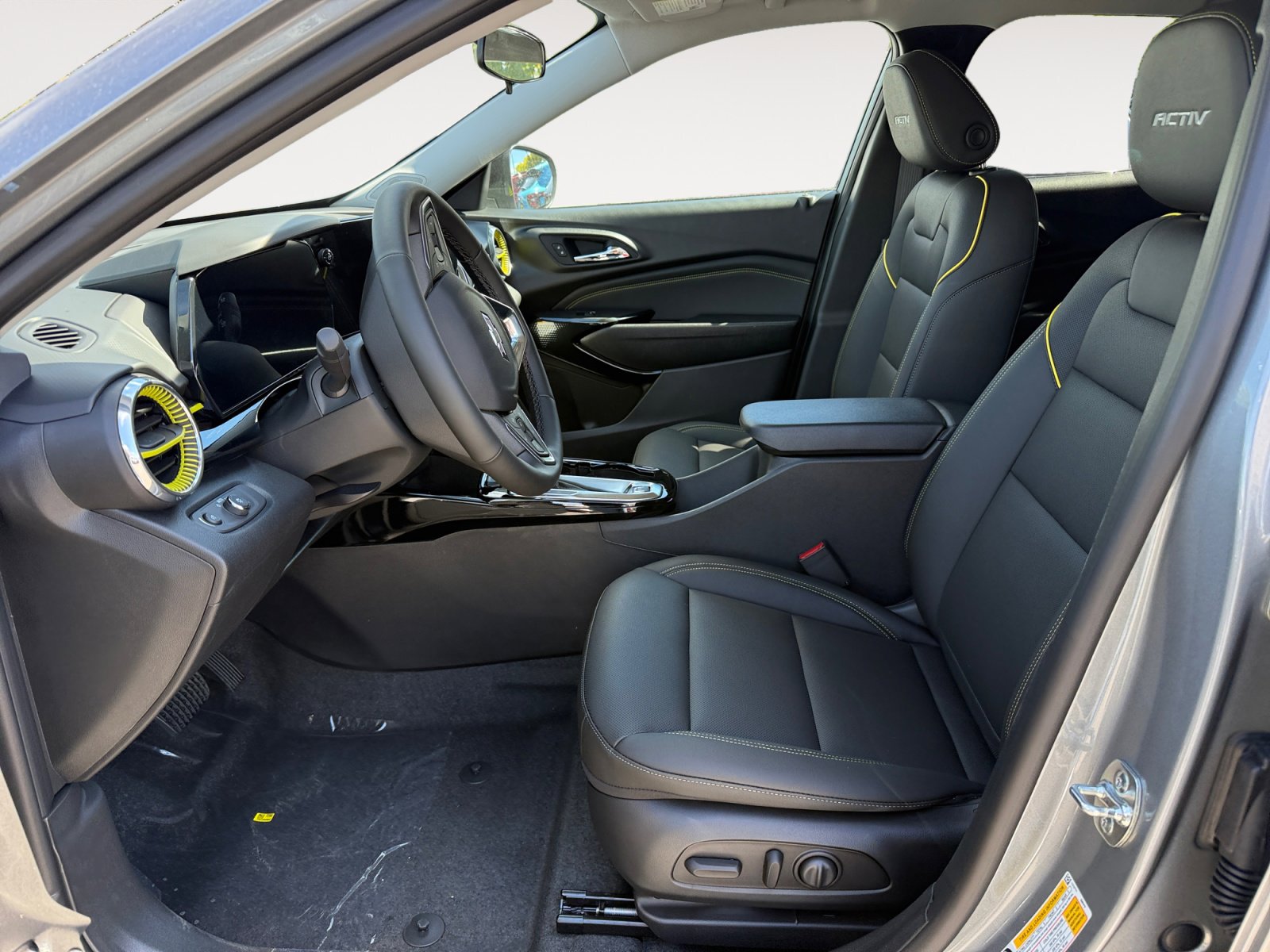 New 2026 Chevrolet Trax ACTIV FWD image 10