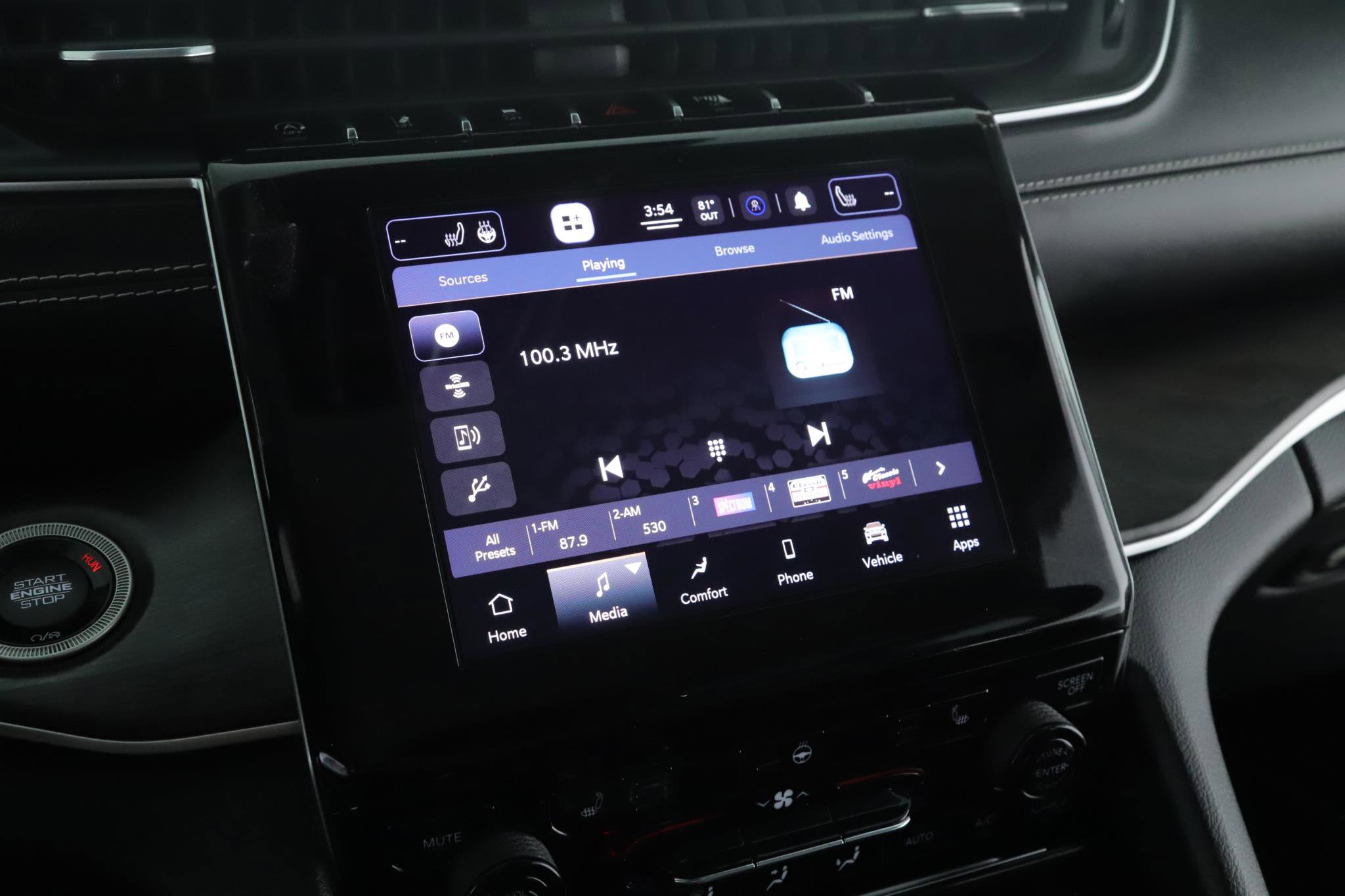 Used 2021 Jeep Grand Cherokee L Limited image 12