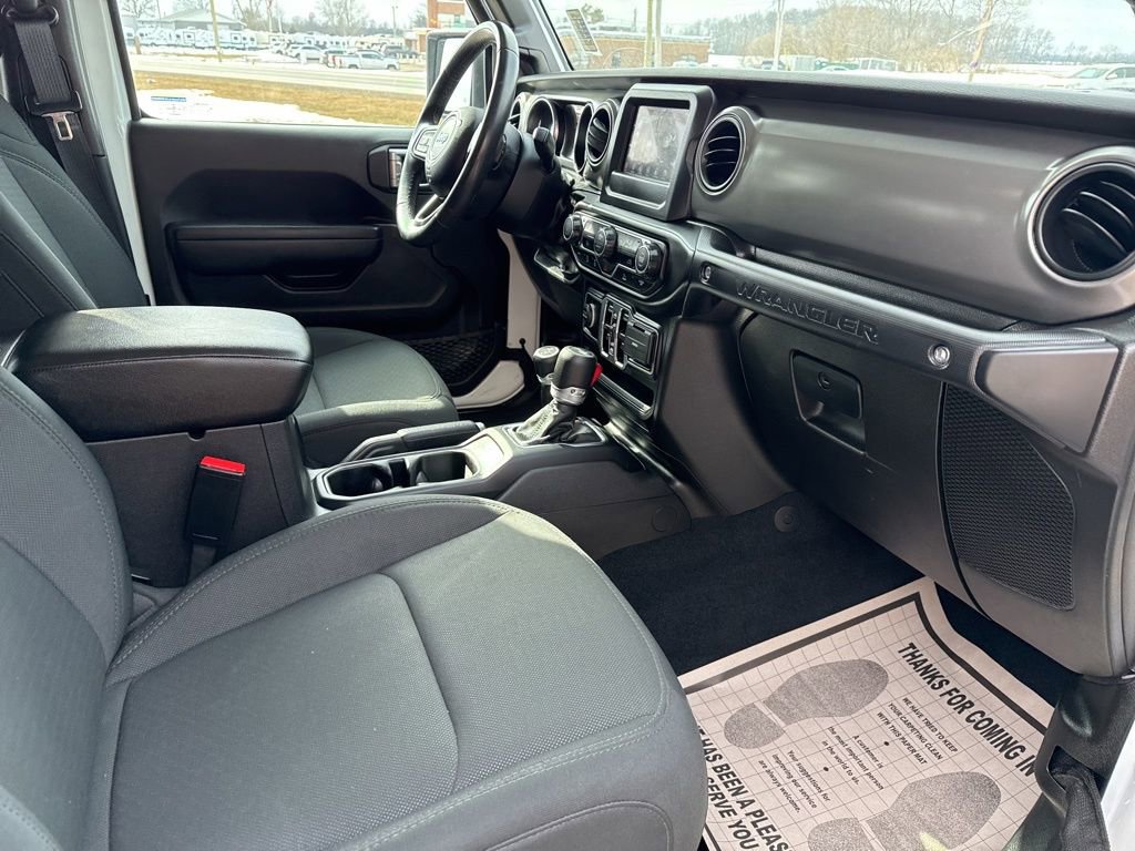 Used 2022 Jeep Wrangler Unlimited Sport image 37