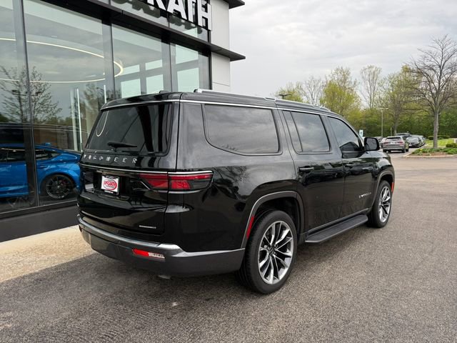 Used 2022 Jeep Wagoneer Series II w/ Premium Group I AWD/4WD image 2