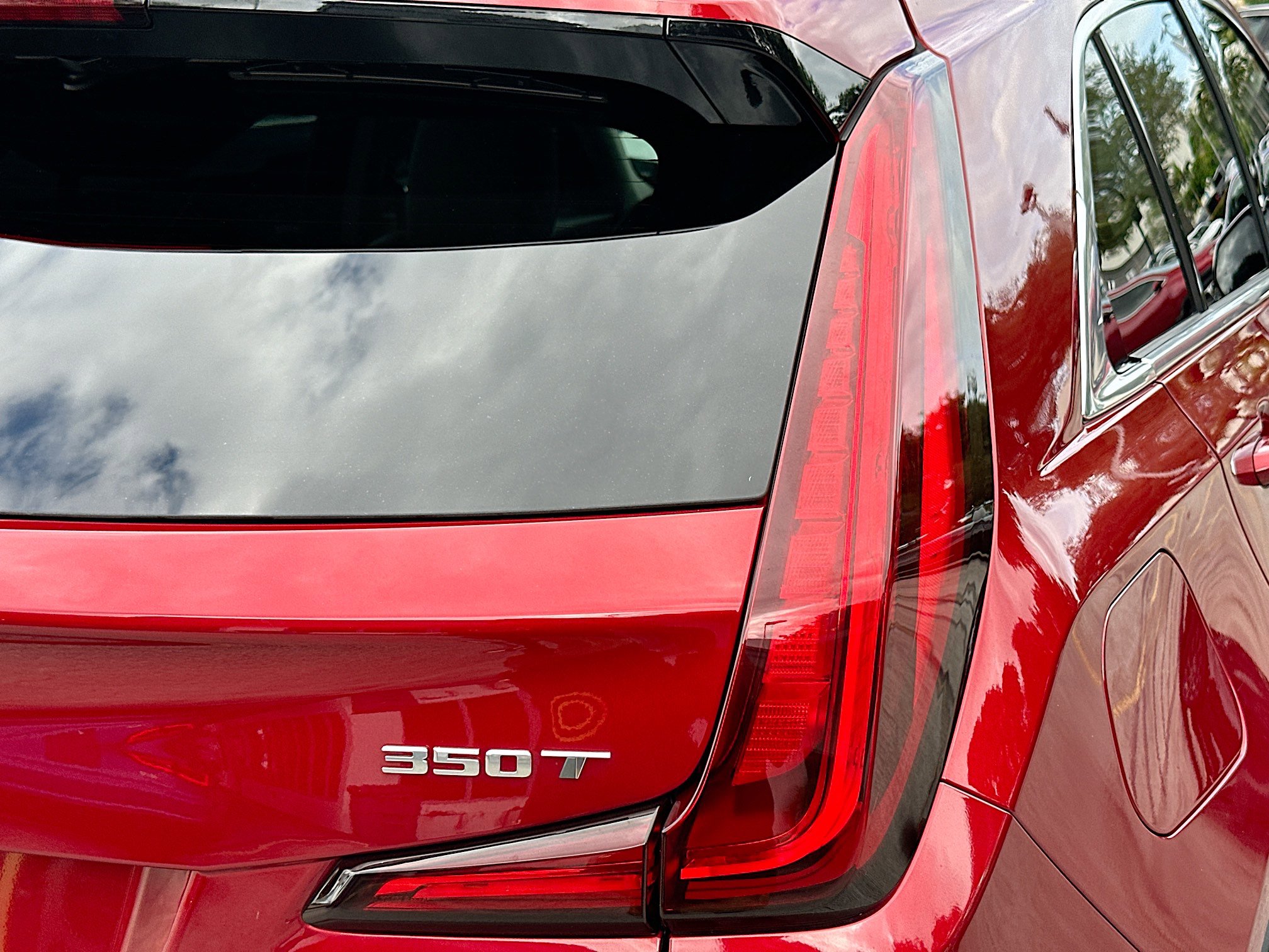 Used 2023 Cadillac XT4 Luxury w/ Driver Awareness Package image 29