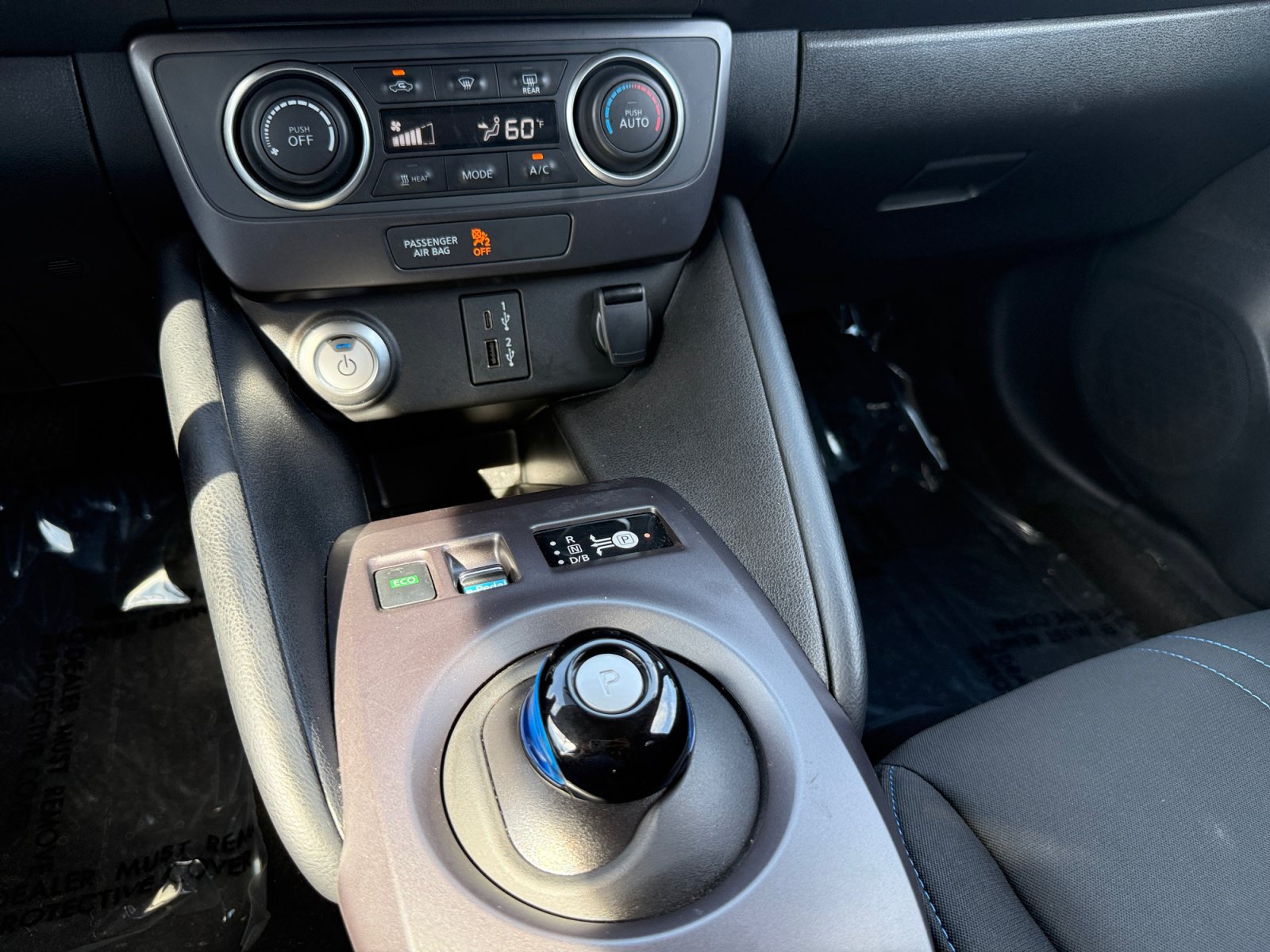 Used 2025 Nissan Leaf S FWD image 13