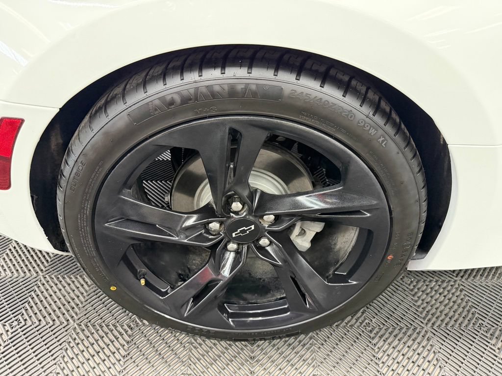 Used 2022 Chevrolet Camaro LT w/ RS Package RWD image 19