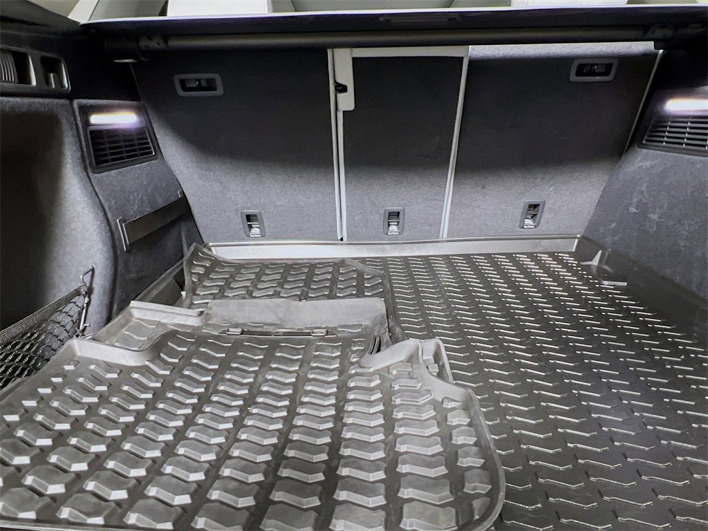 Used 2022 Audi Q5 2.0T Prestige image 29