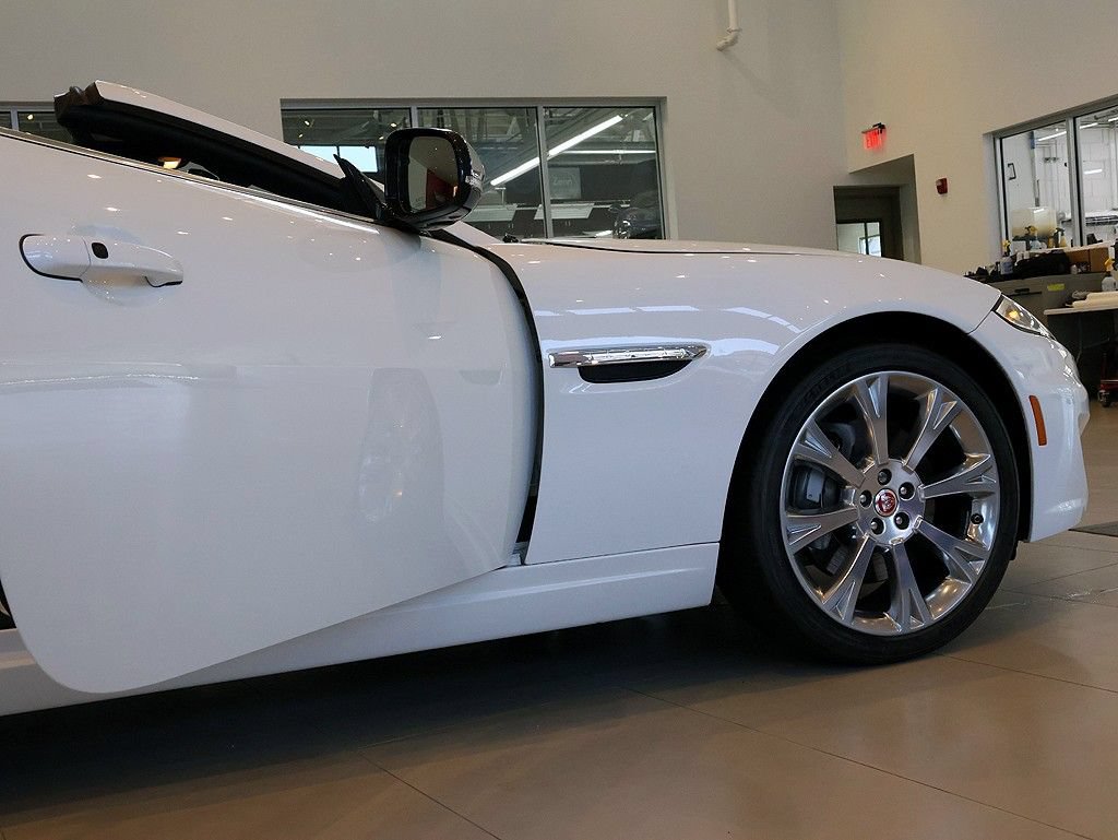 Used 2014 Jaguar XK Convertible RWD image 20