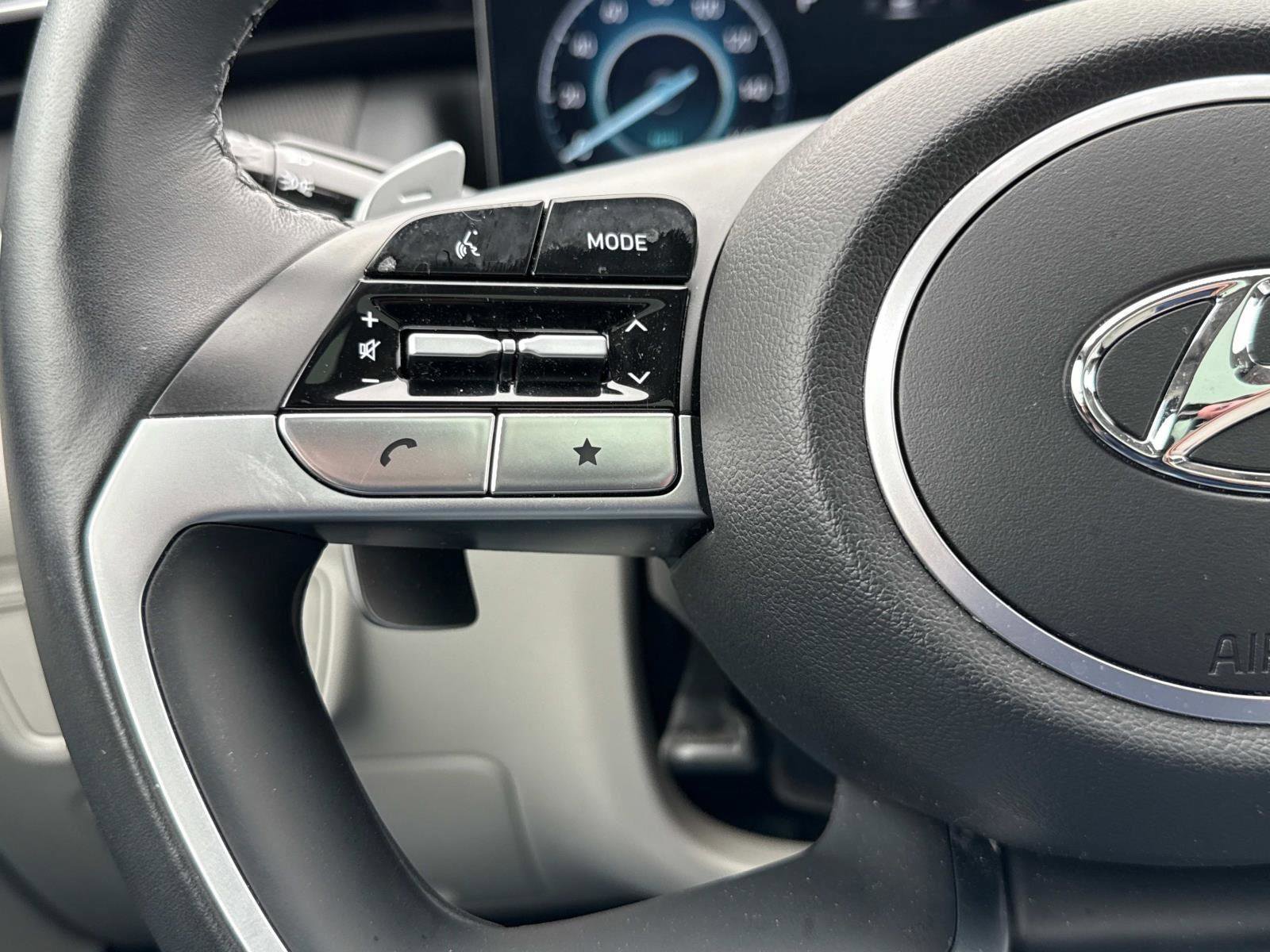 Used 2024 Hyundai Tucson Limited image 9