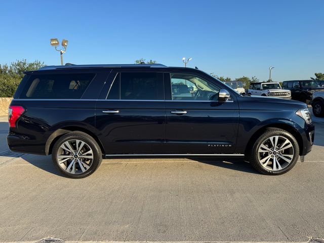 Used 2021 Ford Expedition Max Platinum AWD/4WD image 2