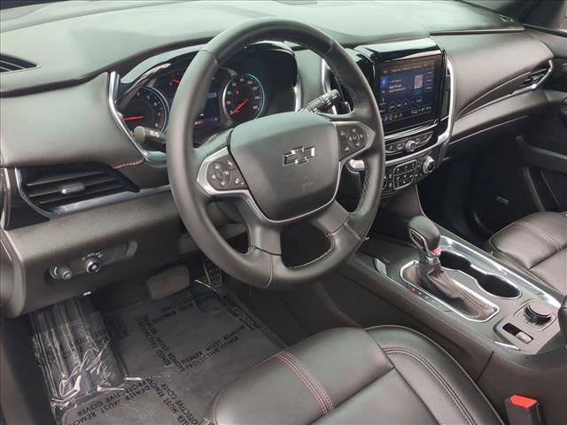 Used 2023 Chevrolet Traverse RS FWD image 10