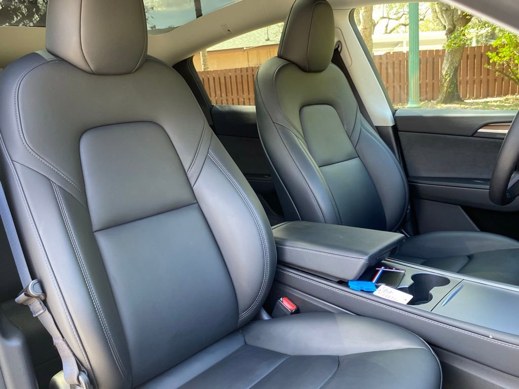 Used 2025 Tesla Model Y Long Range image 37