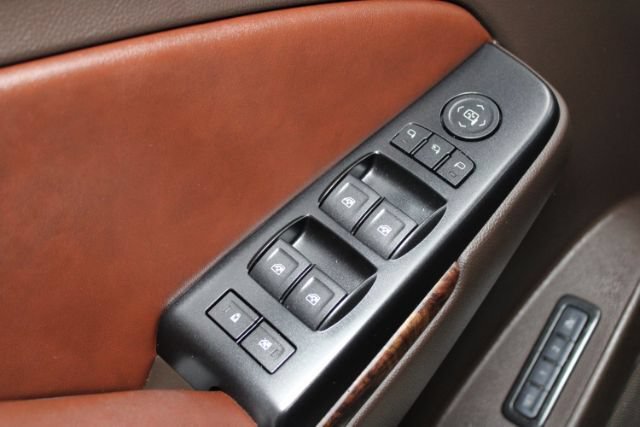 Used 2015 Chevrolet Tahoe LTZ RWD image 16