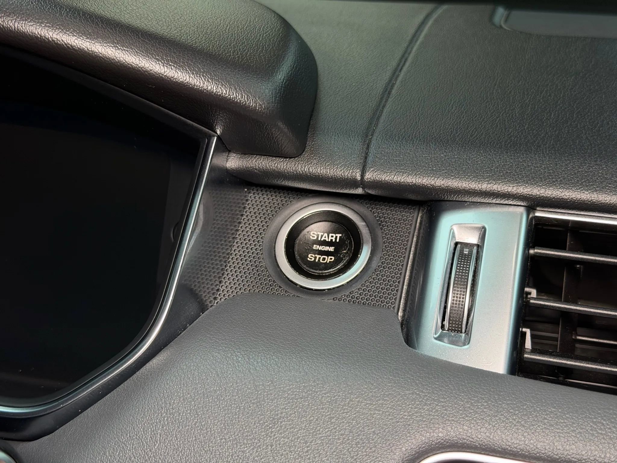 Used 2014 Land Rover Range Rover Sport Supercharged image 47