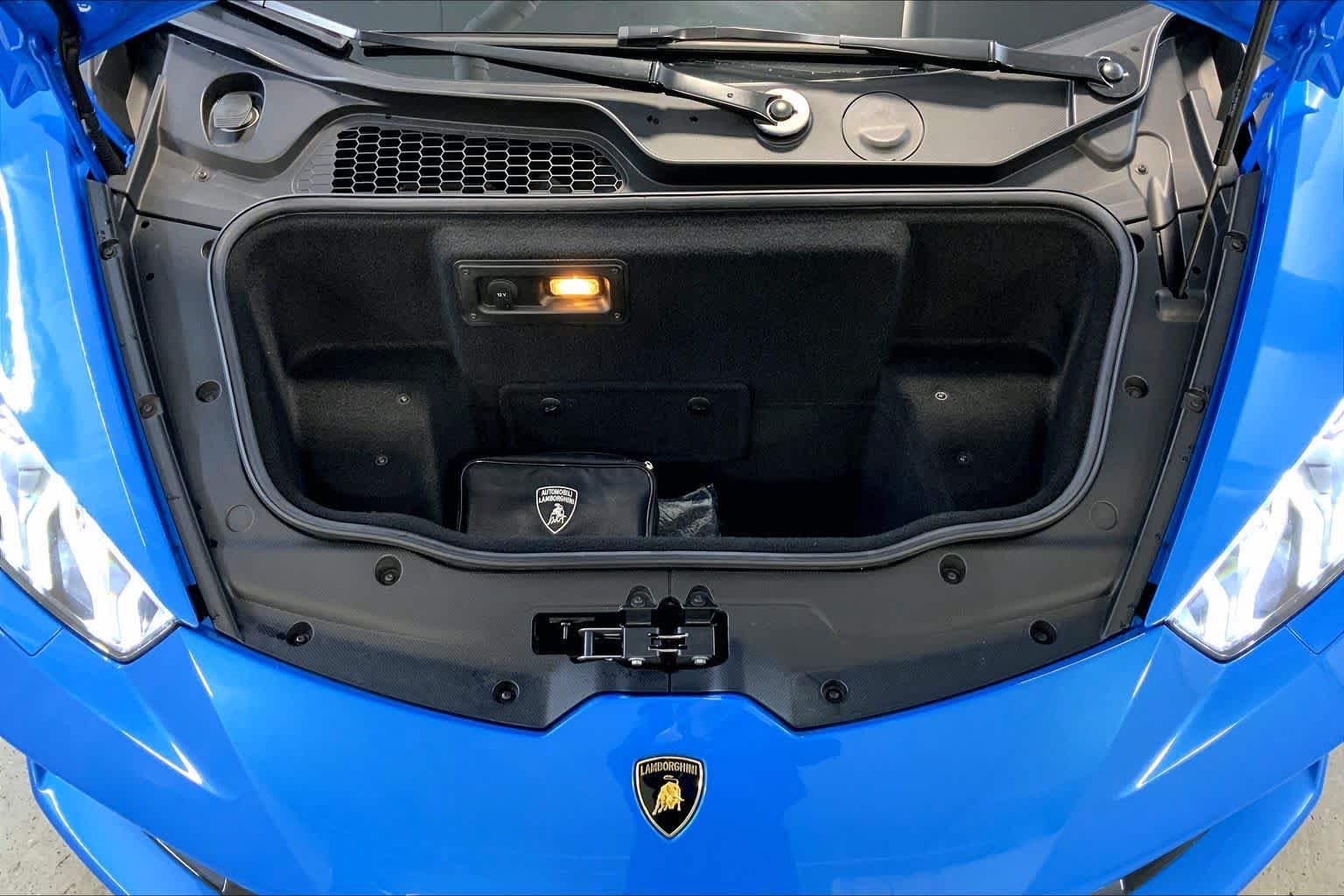 Used 2016 Lamborghini Huracan LP 610-4 AWD/4WD image 30