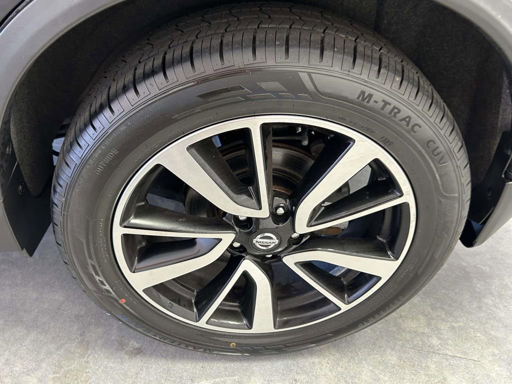 Used 2019 Nissan Rogue SL w/ Premium Package AWD/4WD image 10