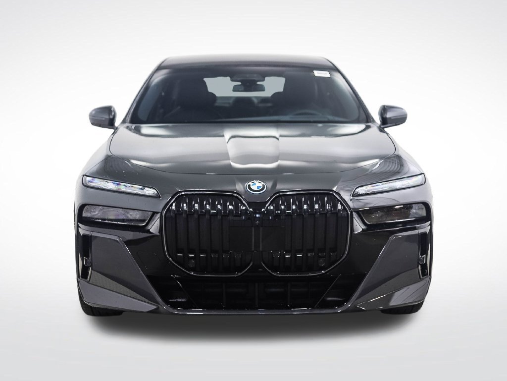 New 2026 BMW 750e xDrive w/ Executive Package AWD/4WD image 8