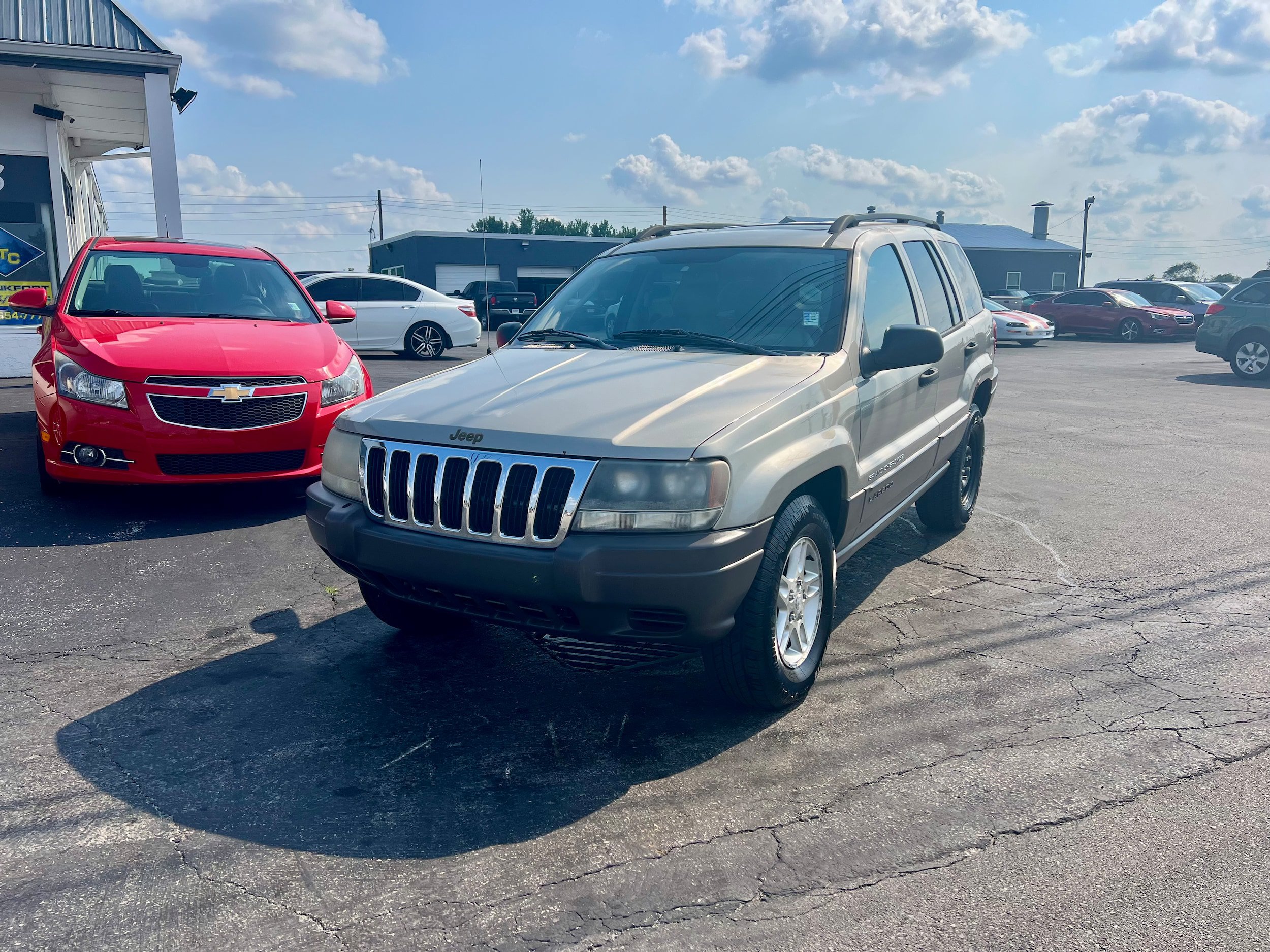 Used 2003 Jeep Grand Cherokee Laredo AWD/4WD image 1