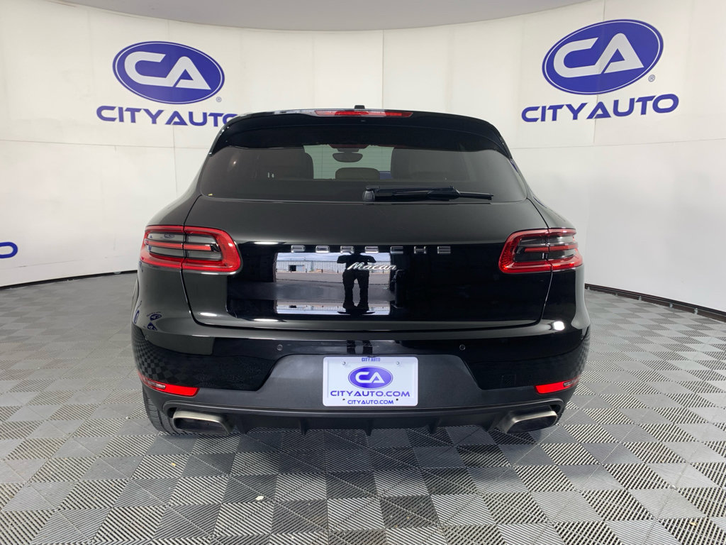 Used 2018 Porsche Macan image 4