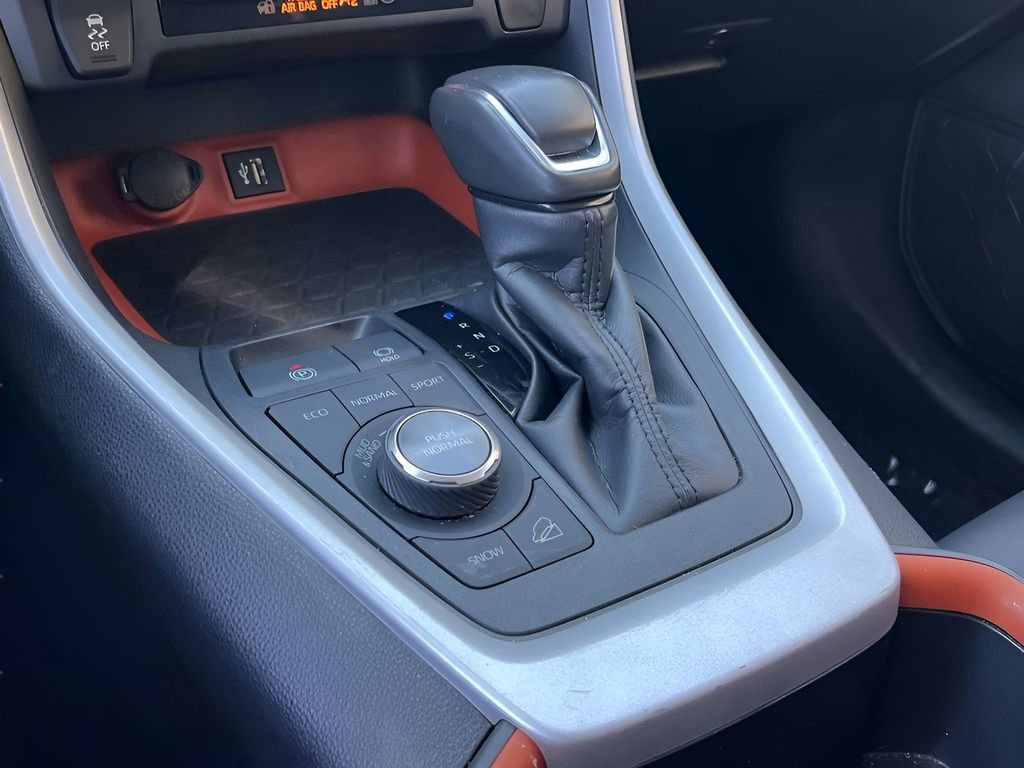 Used 2023 Toyota RAV4 Adventure image 22