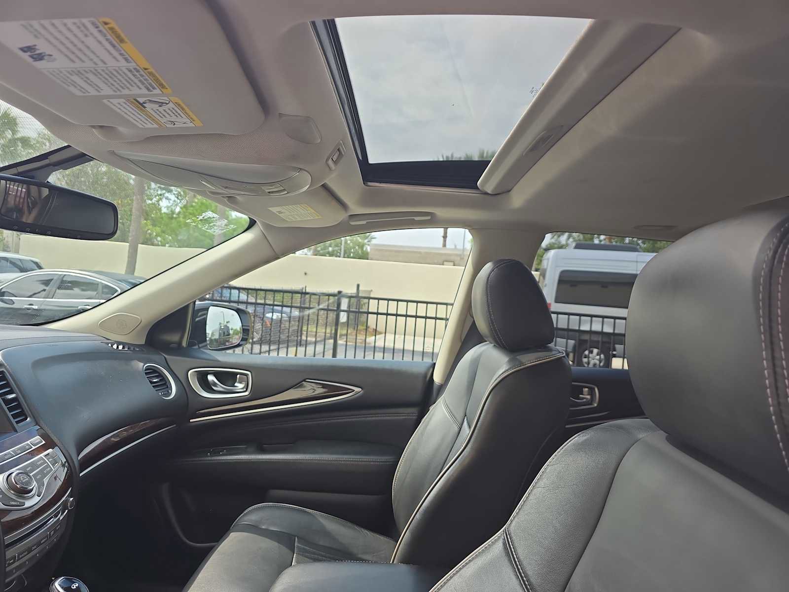 Used 2019 INFINITI QX60 Luxe w/ Sensory Package AWD/4WD image 24
