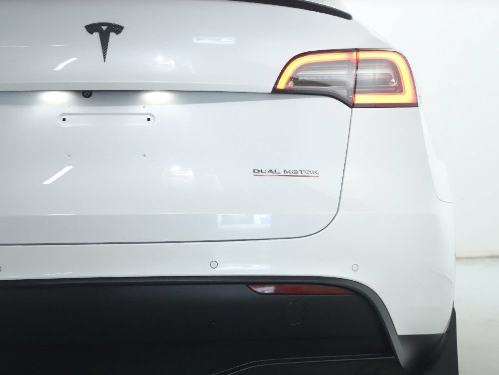 Used 2022 Tesla Model Y Performance AWD/4WD image 41