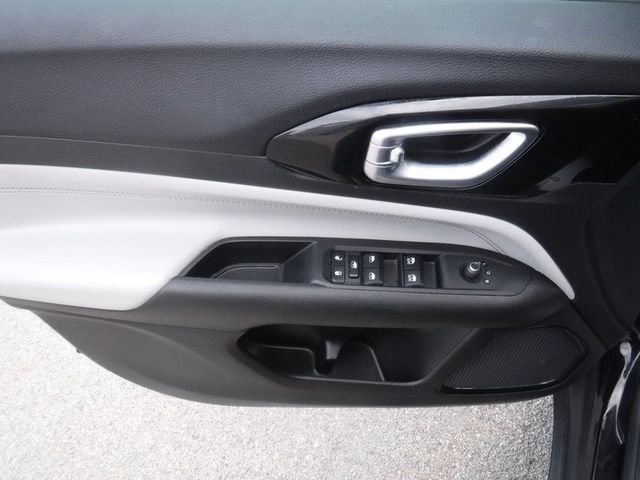 Certified 2022 Jeep Compass Limited image 12