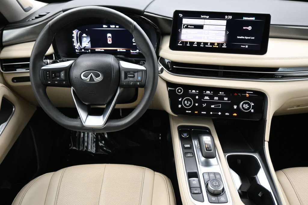 Used 2023 INFINITI QX60 Luxe w/ Performance Audio Package FWD image 7