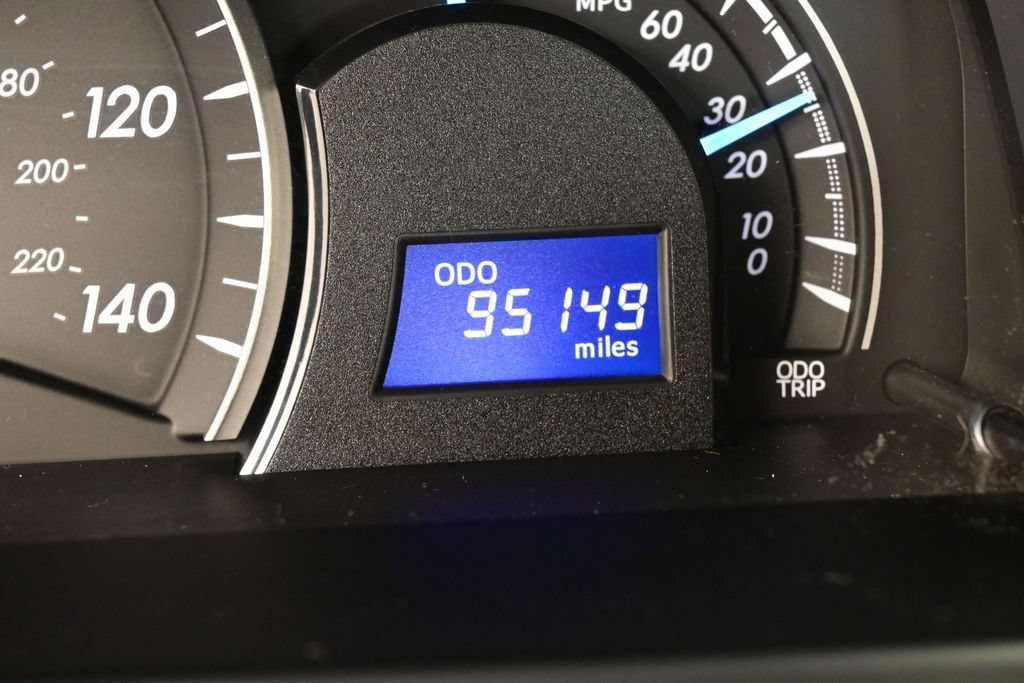 Used 2014 Toyota Camry LE FWD image 28
